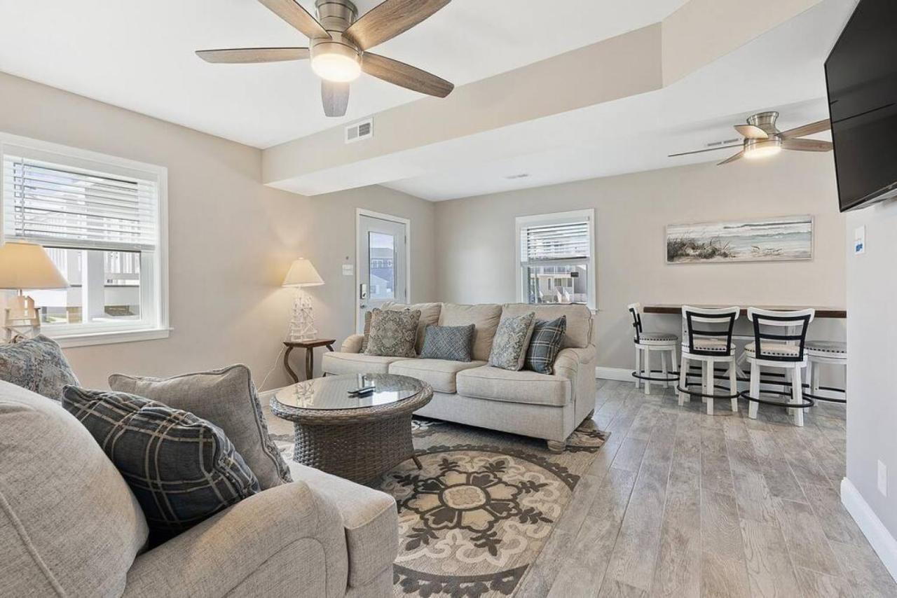 Holiday home Spectacular 3 Bedroom One Block To The