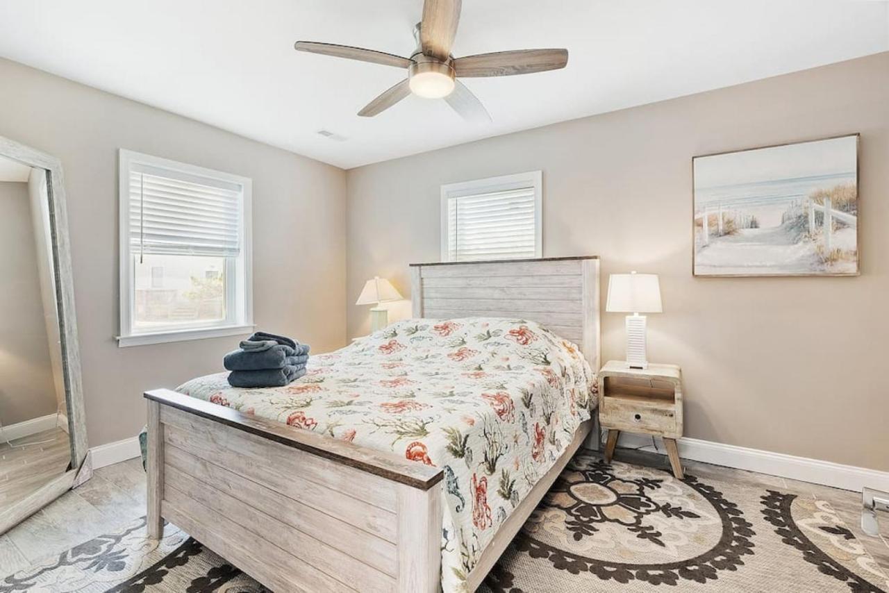 Hébergement de vacances Spectacular 3 Bedroom One Block To The *